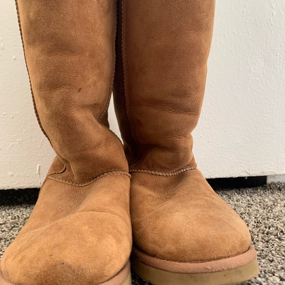Authentic Ugg Hightop Boots - Picture 4 of 4